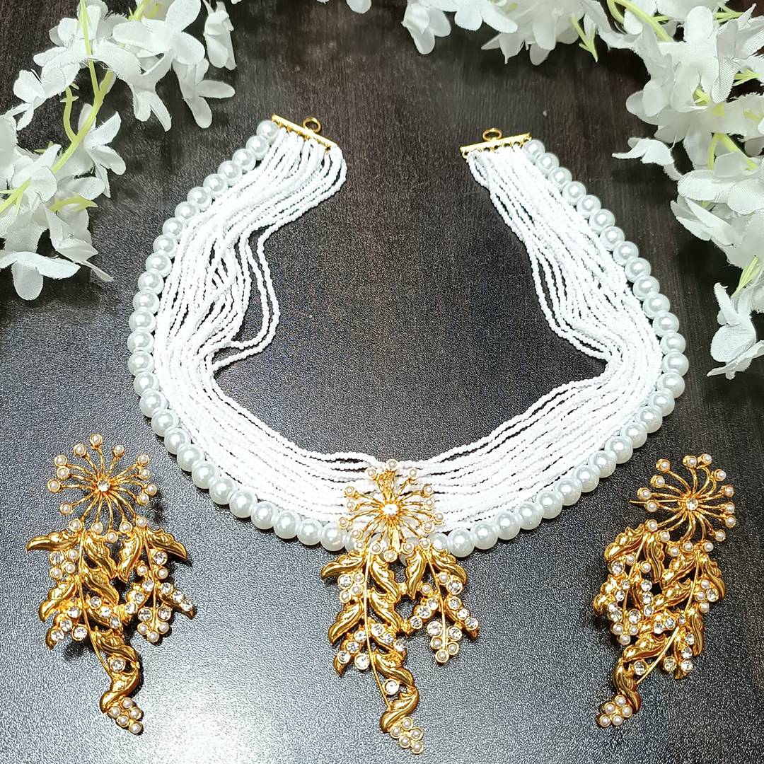 মুক্তা ঝরনা গহনা সেট