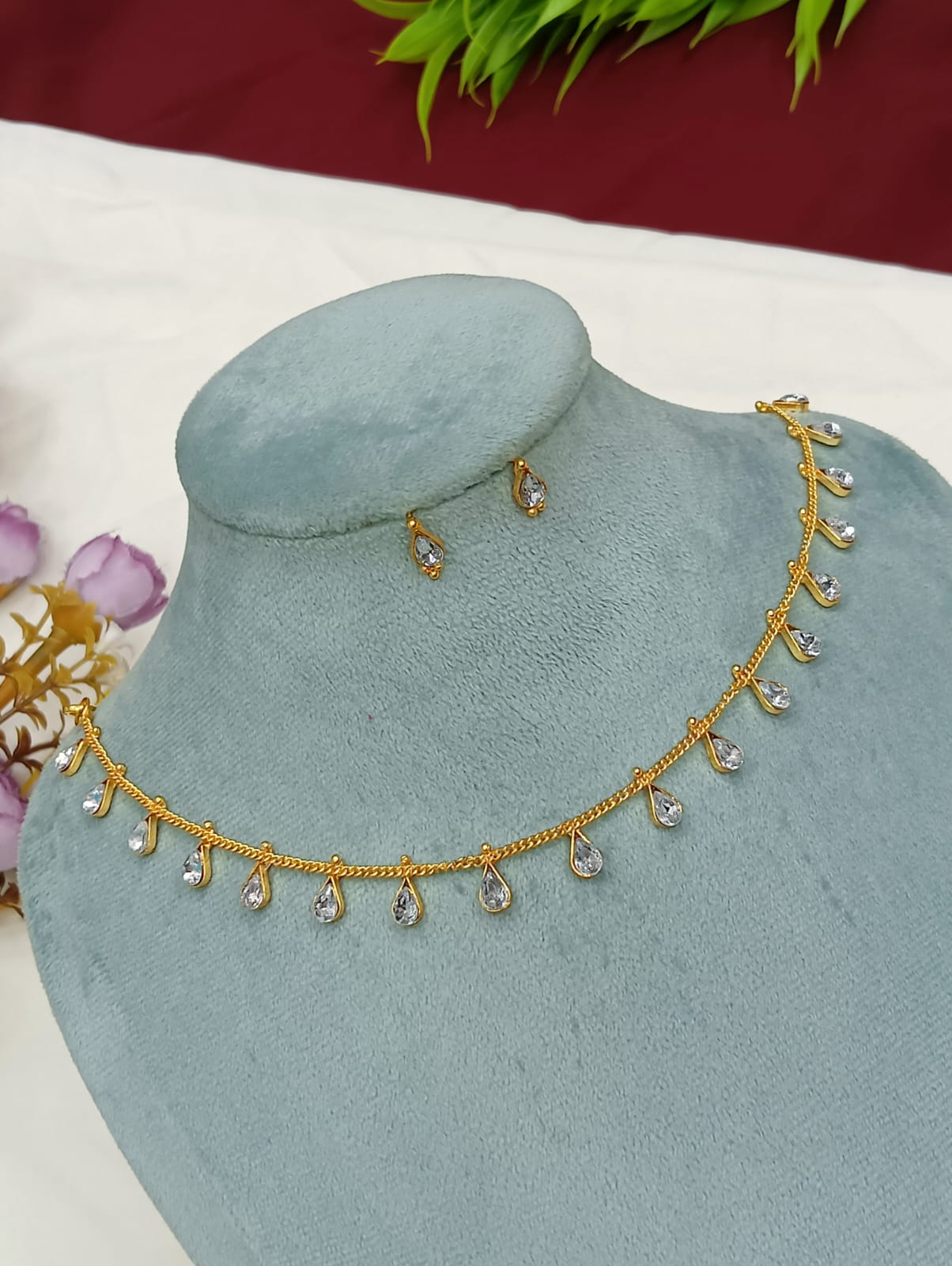 AD Stone Choker