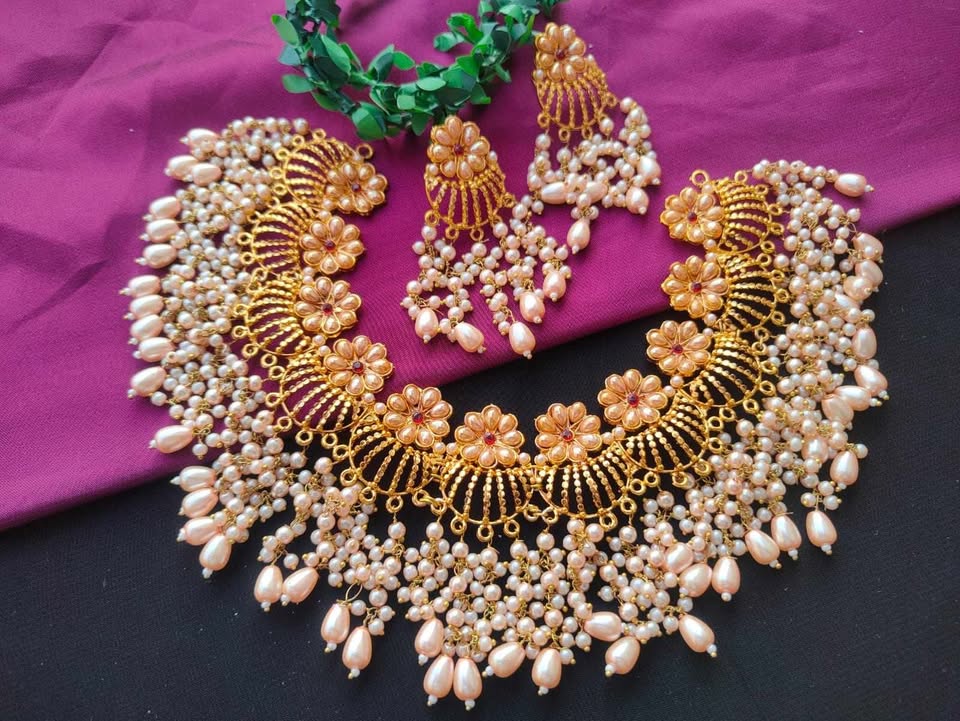 Semi Bridal Pearl Nacklace