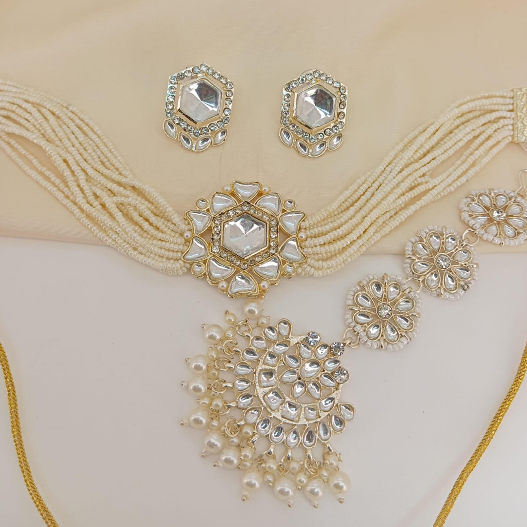 Kundon Choker with Earring and Titly