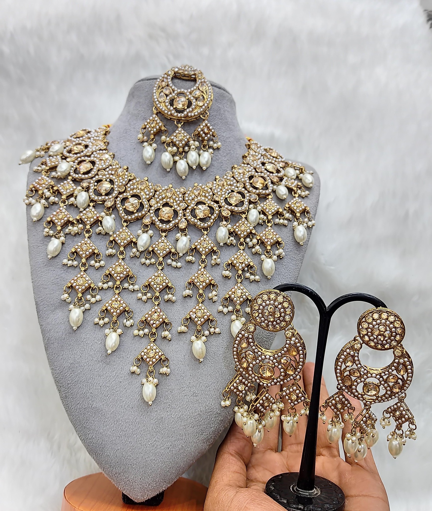 Pakistani Multani Semi Bridal Choker