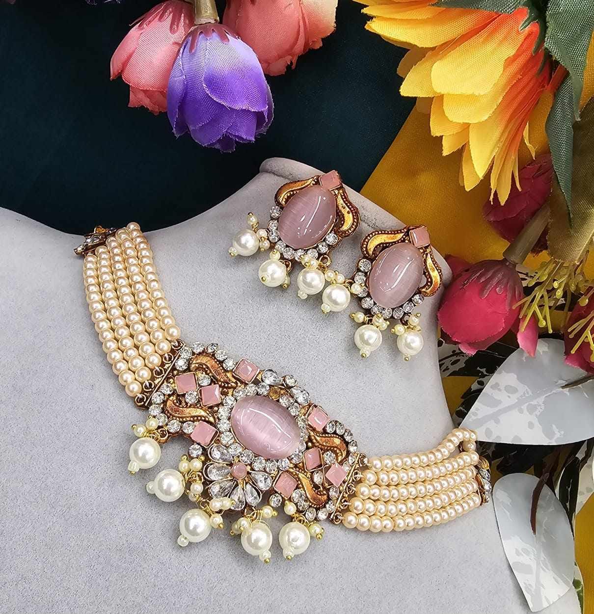 Antic Akik Stone Choker